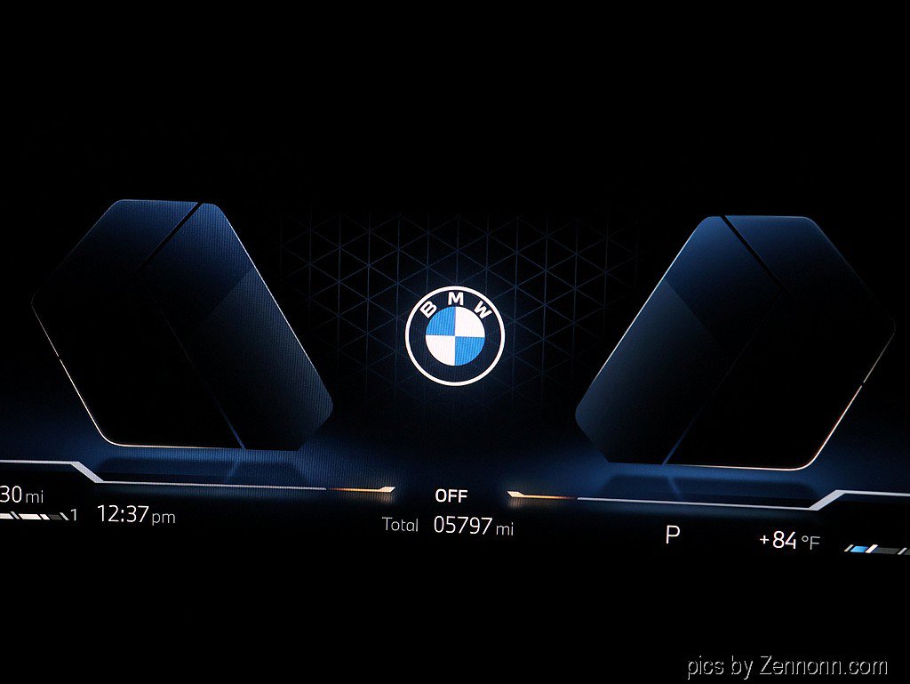 Certified 2024 BMW X2 xDrive28i w/ M Sport Package AWD/4WD image 17