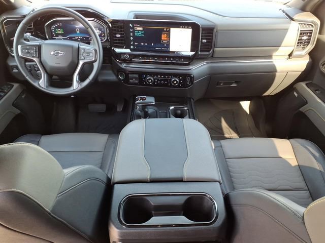 Used 2023 Chevrolet Silverado 1500 ZR2 w/ Technology Package AWD/4WD image 15