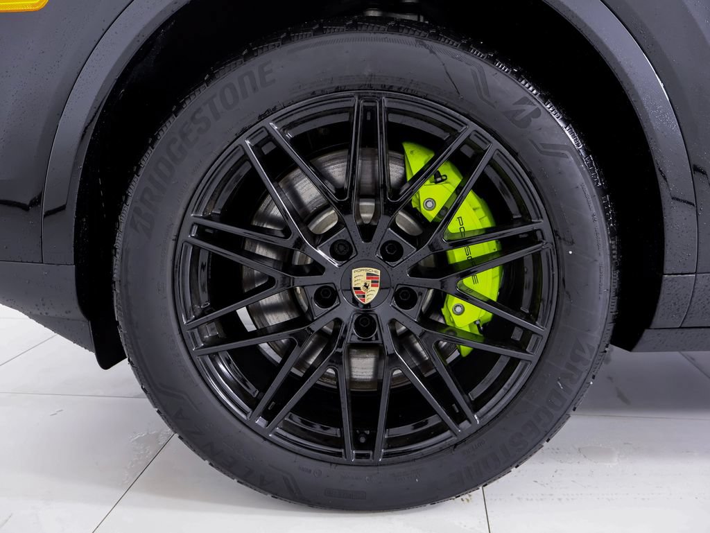 New 2026 Porsche Cayenne E-Hybrid AWD/4WD image 32