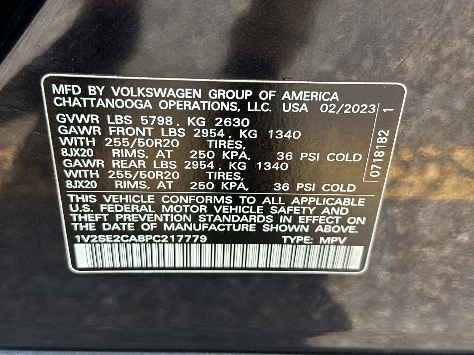 Used 2023 Volkswagen Atlas Cross Sport SEL R-Line AWD/4WD image 19