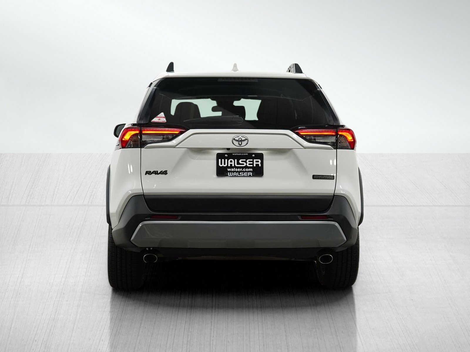 Used 2024 Toyota RAV4 Adventure image 4