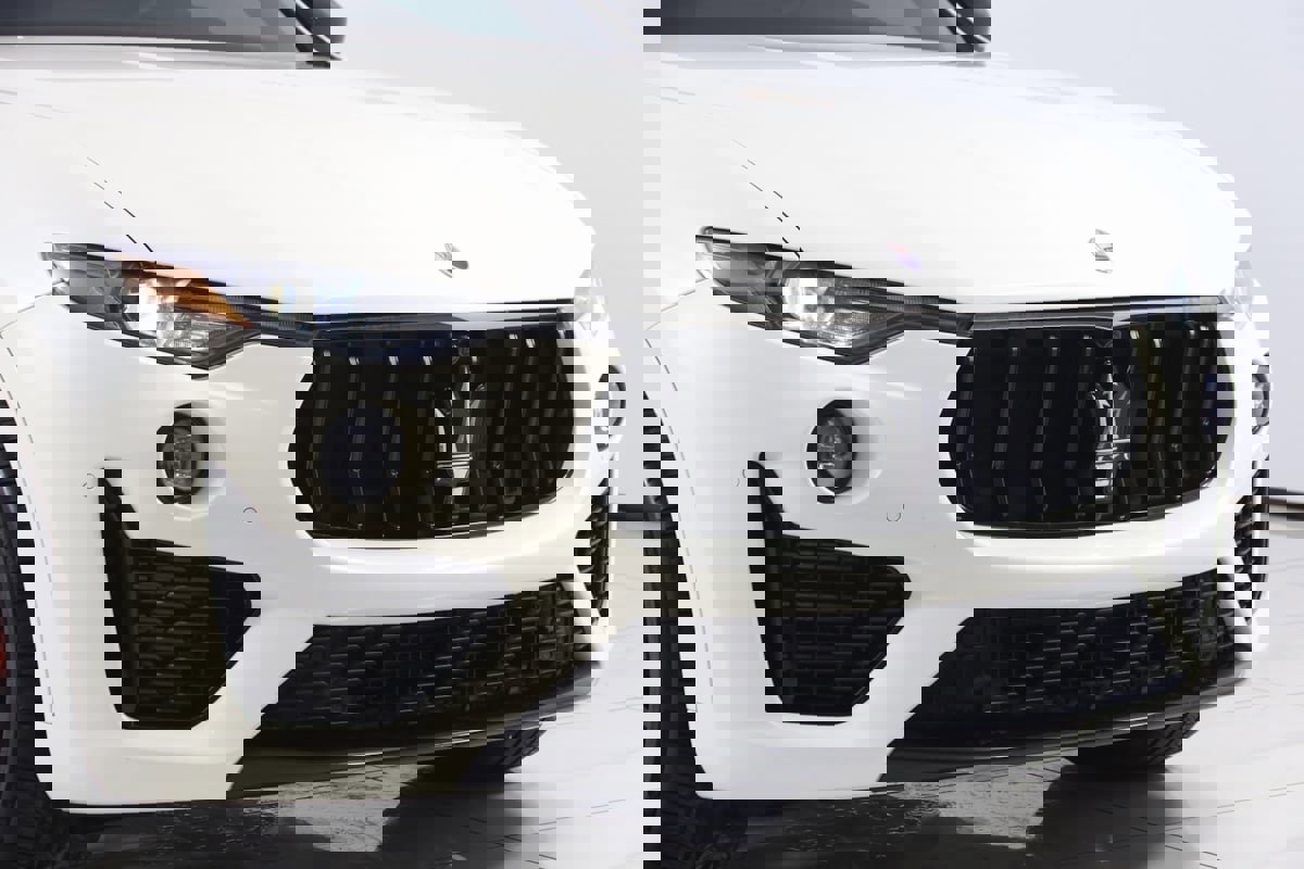 Used 2021 Maserati Levante S image 45