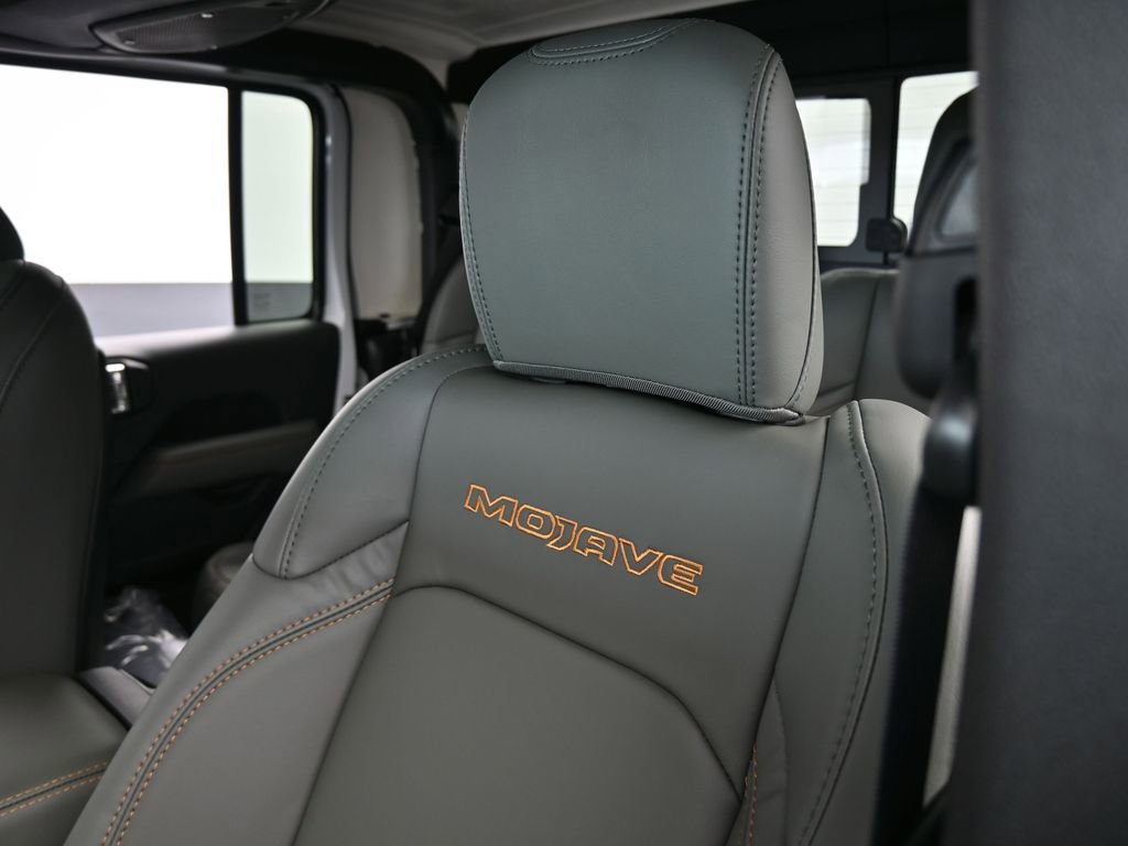 New 2026 Jeep Gladiator Mojave image 14