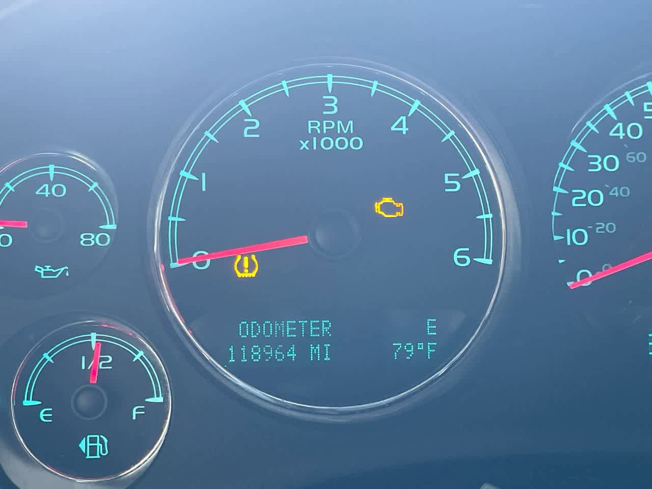 Used 2012 Chevrolet Tahoe LS AWD/4WD image 15