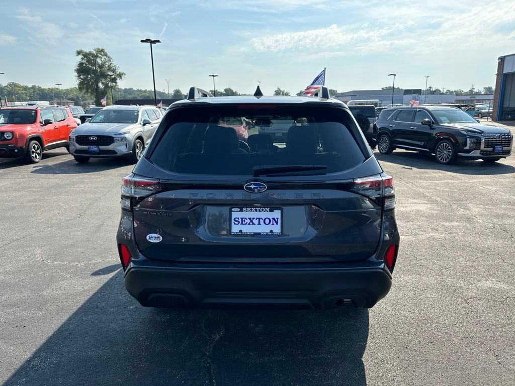 Used 2025 Subaru Forester Premium AWD/4WD image 6