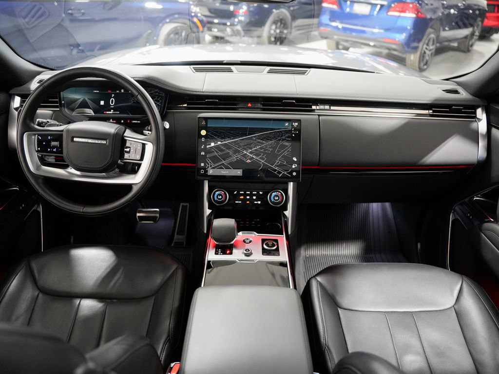 Used 2023 Land Rover Range Rover SE image 18