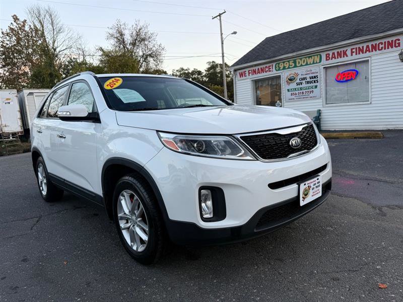 Used 2014 Kia Sorento LX image 4