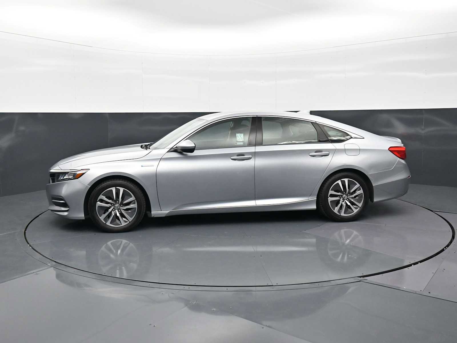 Used 2019 Honda Accord Hybrid image 8