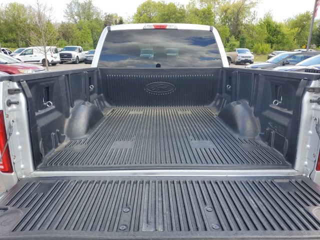 Used 2017 Ford F150 XLT w/ Trailer Tow Package AWD/4WD image 9