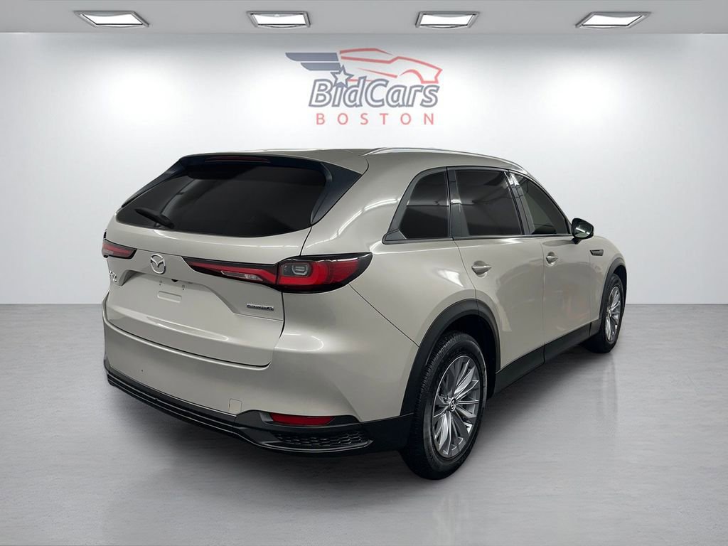 Used 2024 MAZDA CX-90 3.3 Turbo w/ Preferred Package image 4