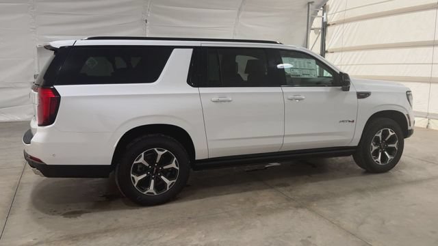 New 2026 GMC Yukon XL AT4 Ultimate AWD/4WD image 9