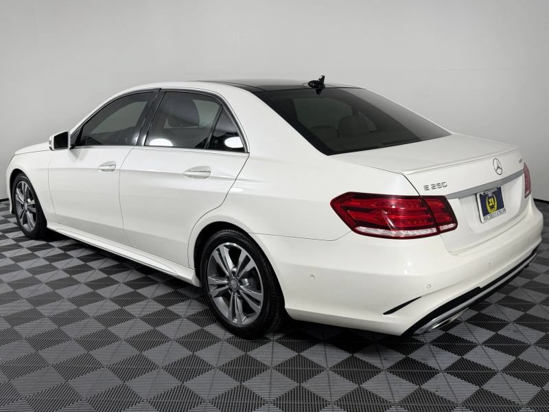 Used 2014 Mercedes-Benz E 250 BlueTEC 4MATIC Sedan image 62