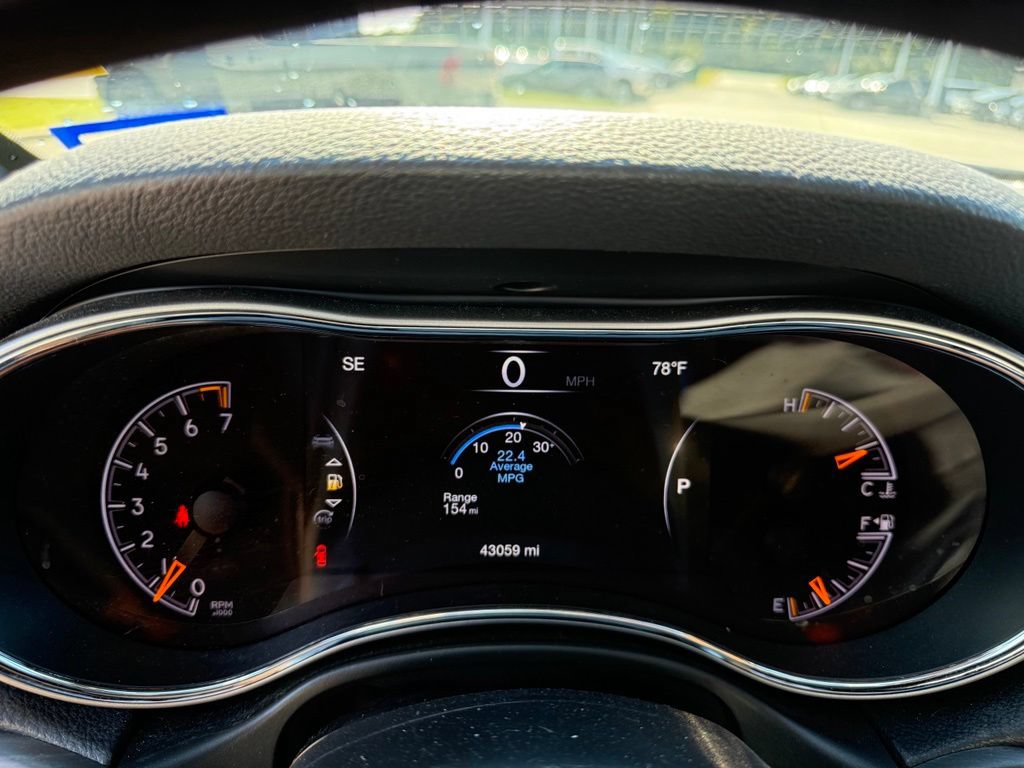 Used 2021 Jeep Grand Cherokee Laredo RWD image 18