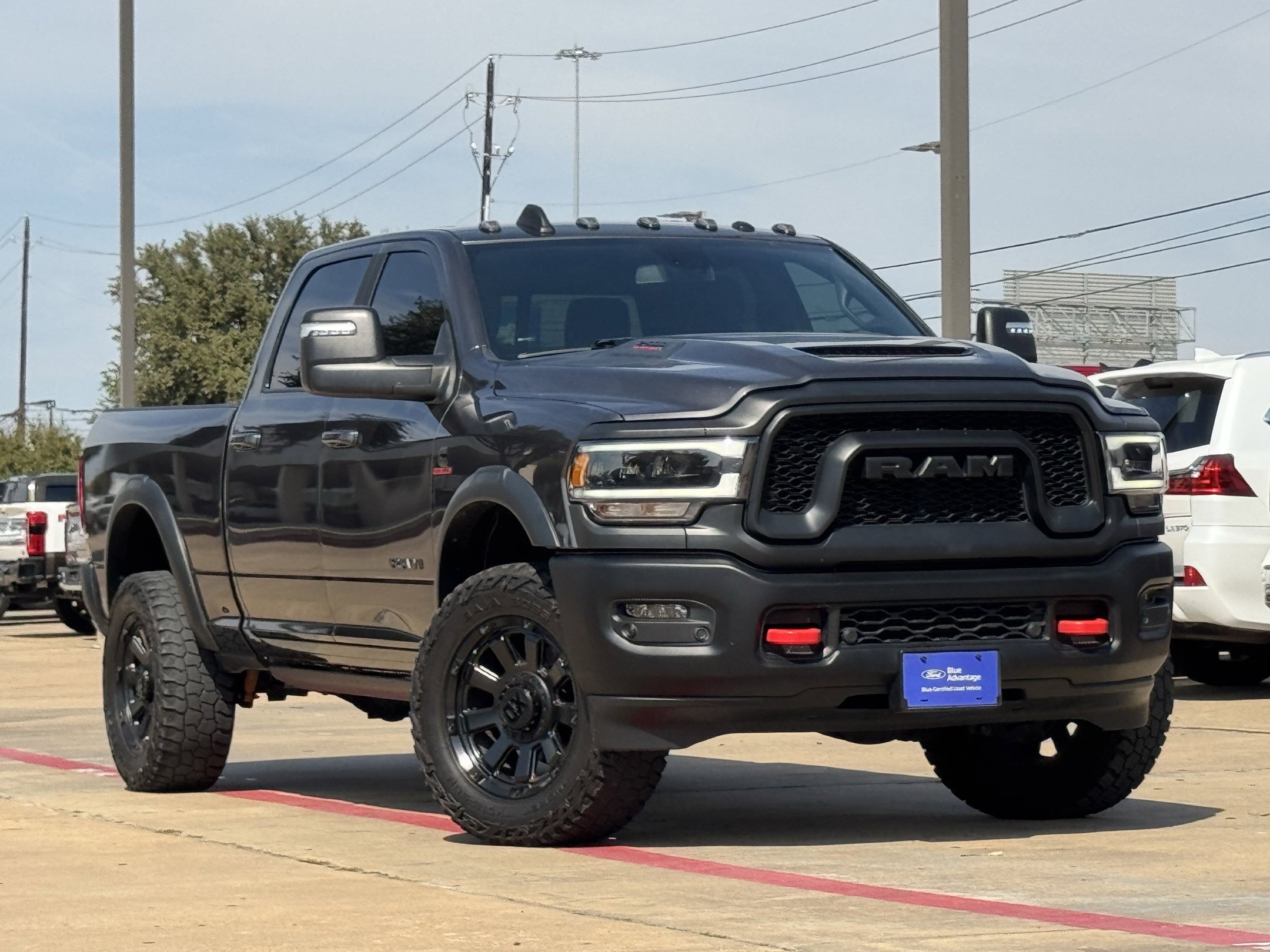 Used 2024 RAM 2500 Rebel AWD/4WD image 2