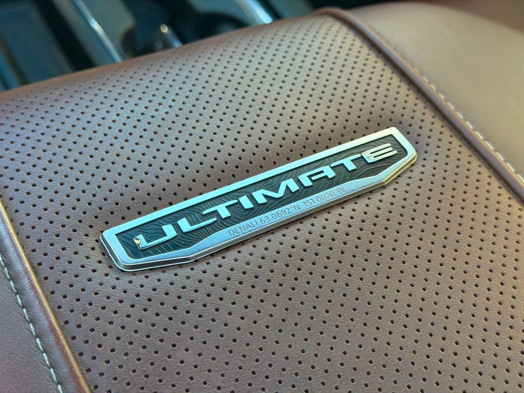 Used 2024 GMC Sierra 3500 Denali Ultimate image 25