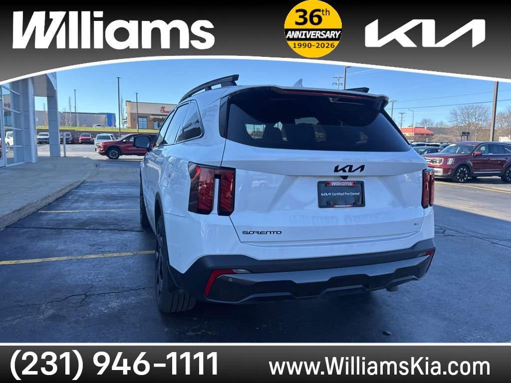 Used 2025 Kia Sorento SX Prestige w/ Olive Brown Leather Package AWD/4WD image 9