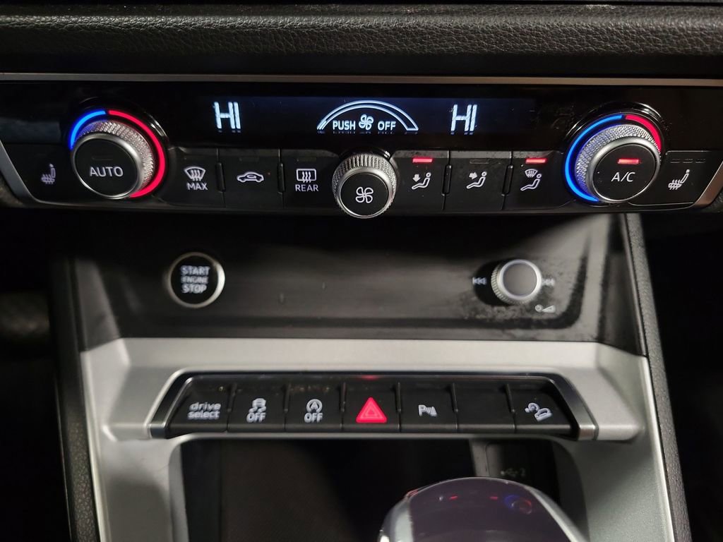 Used 2022 Audi Q3 2.0T Premium image 17