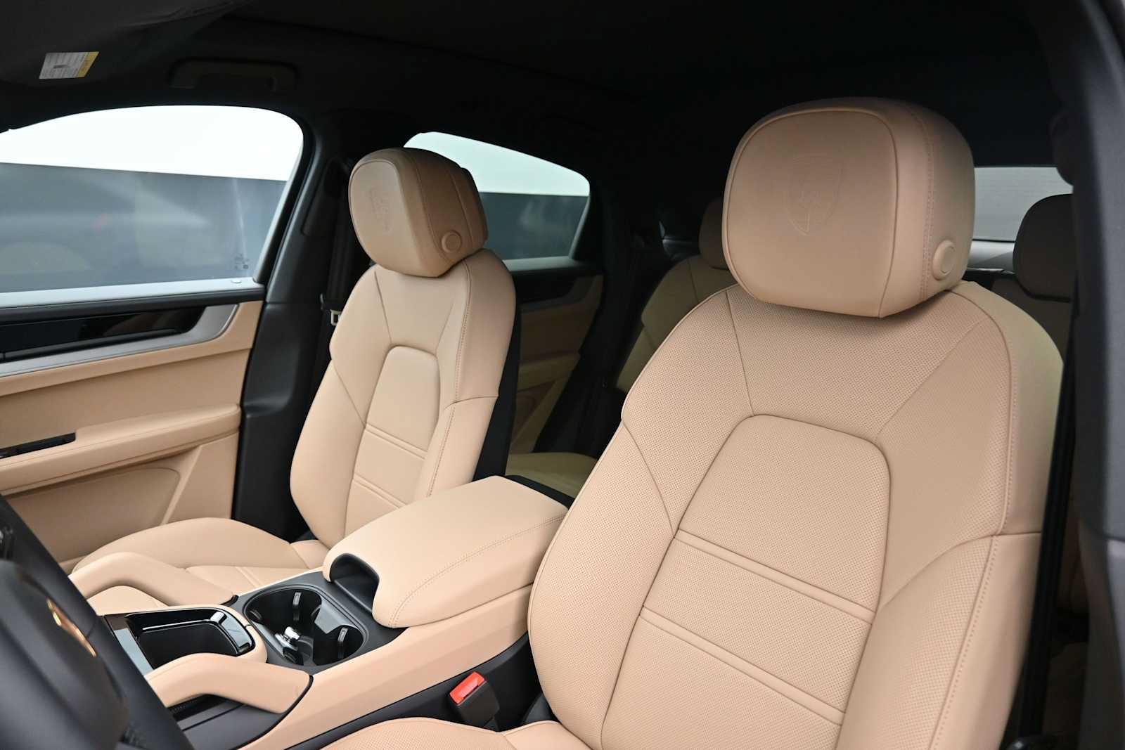 New 2026 Porsche Cayenne S AWD/4WD image 5