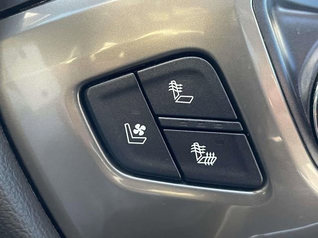 Used 2019 Chevrolet Silverado 2500 High Country w/ Duramax Plus Package image 26