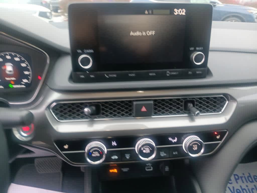 Used 2025 Acura Integra FWD image 13