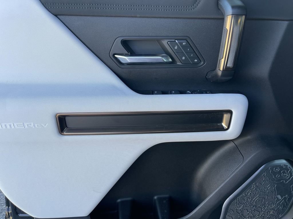 New 2024 GMC Hummer EV 3X w/ Extreme Off-Road Package image 23