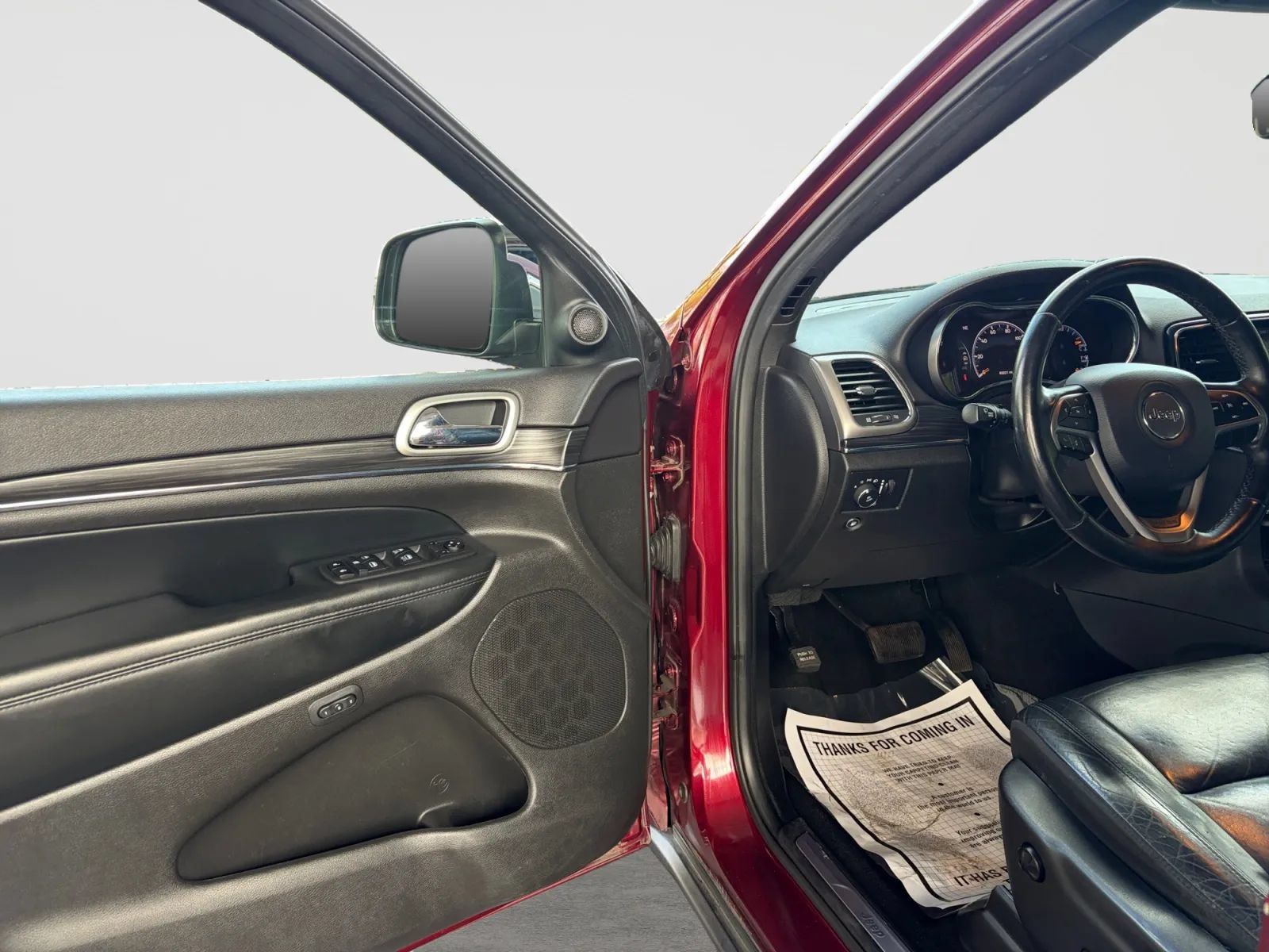 Used 2019 Jeep Grand Cherokee Limited AWD/4WD image 11