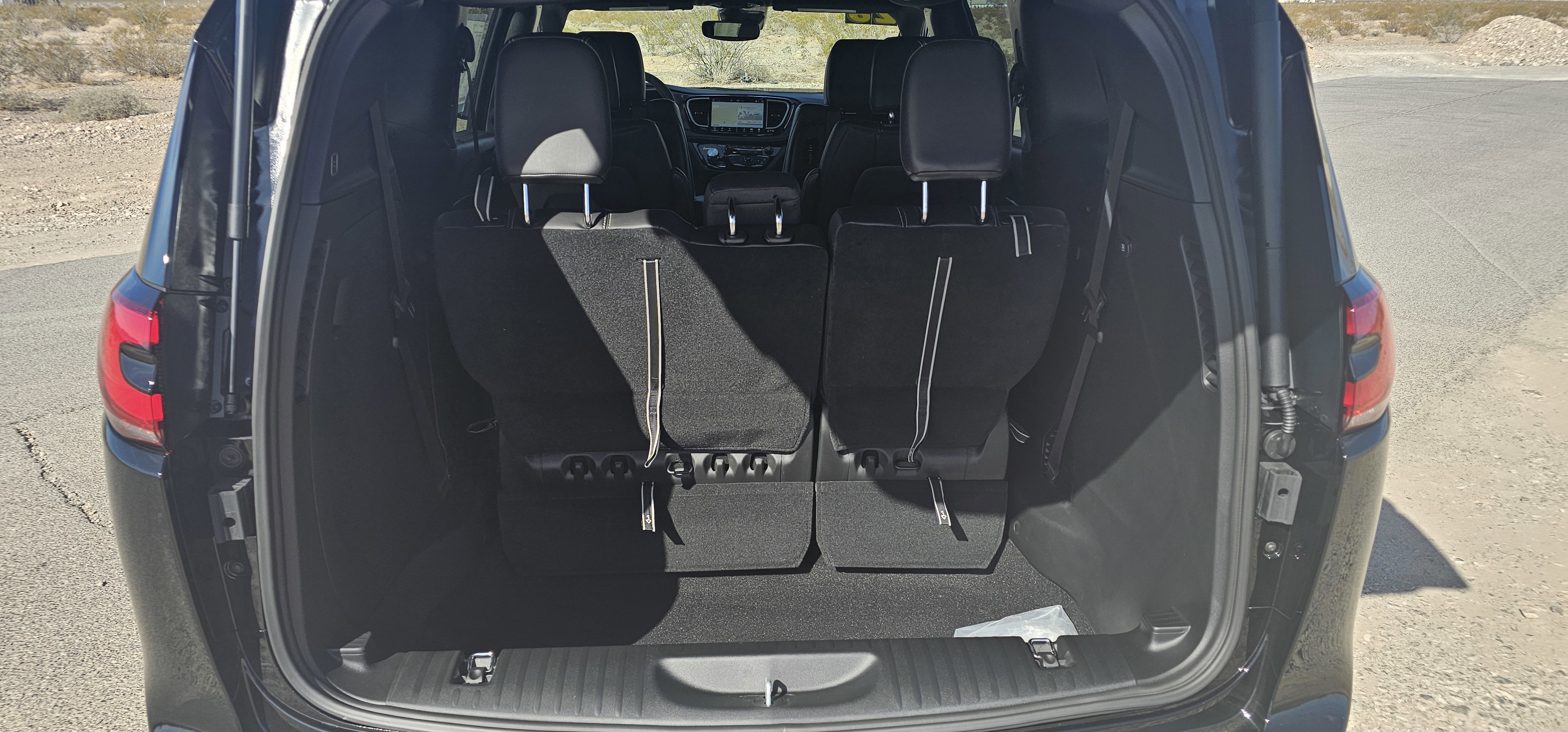 New 2026 Chrysler Pacifica Select image 5