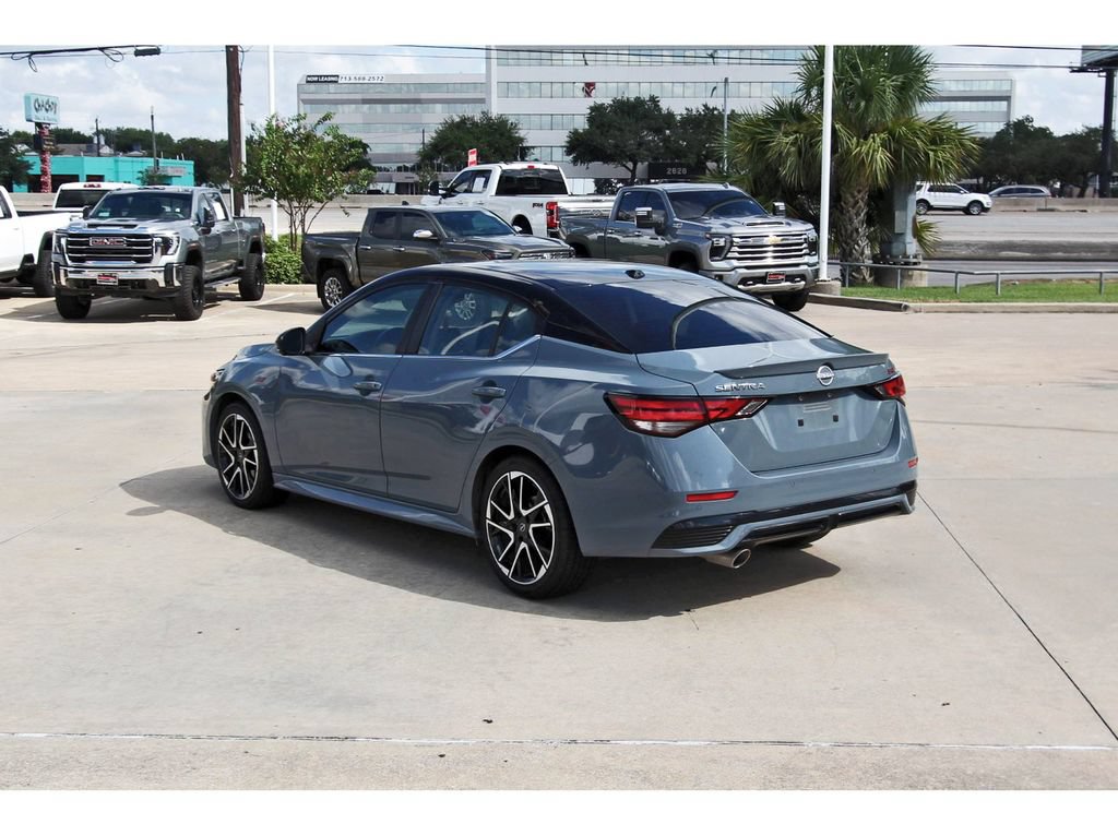 Used 2024 Nissan Sentra SR w/ SR Premium Package FWD image 5