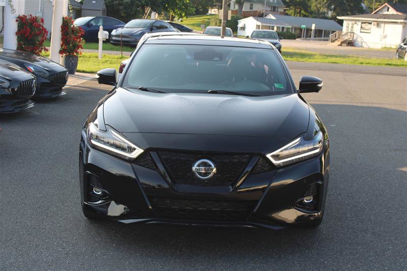 Used 2021 Nissan Maxima SR w/ Sport Mat Group image 3