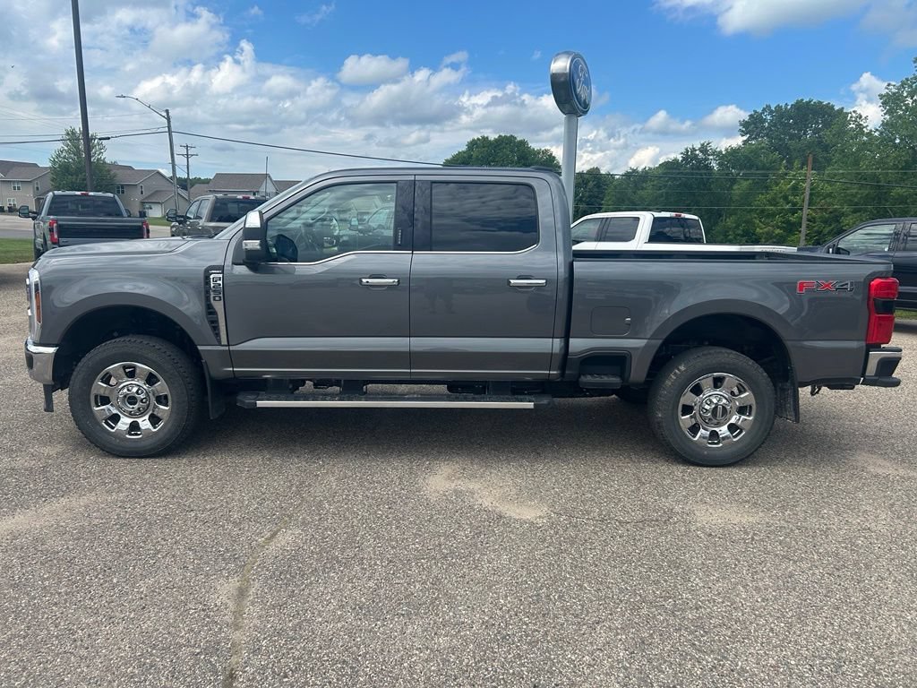 Used 2024 Ford F250 Lariat w/ Chrome Package AWD/4WD image 4