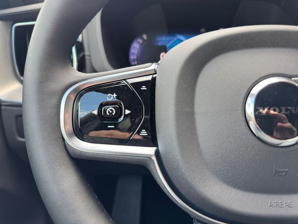 New 2026 Volvo XC60 T8 Ultra w/ Protection Package Premier AWD/4WD image 16