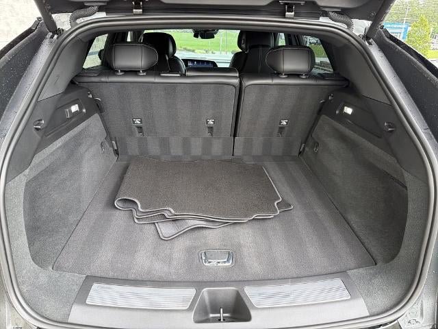 Certified 2024 Cadillac Lyriq Sport RWD image 19