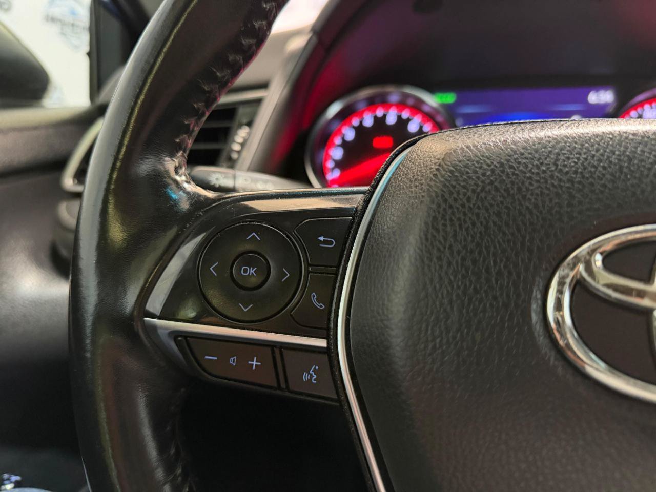 Used 2020 Toyota Camry XSE w/ Navigation Package FWD image 30