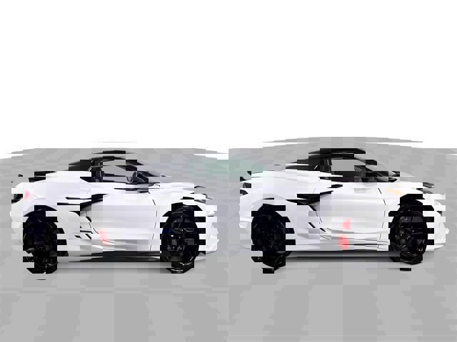 Used 2025 Chevrolet Corvette E-Ray image 9