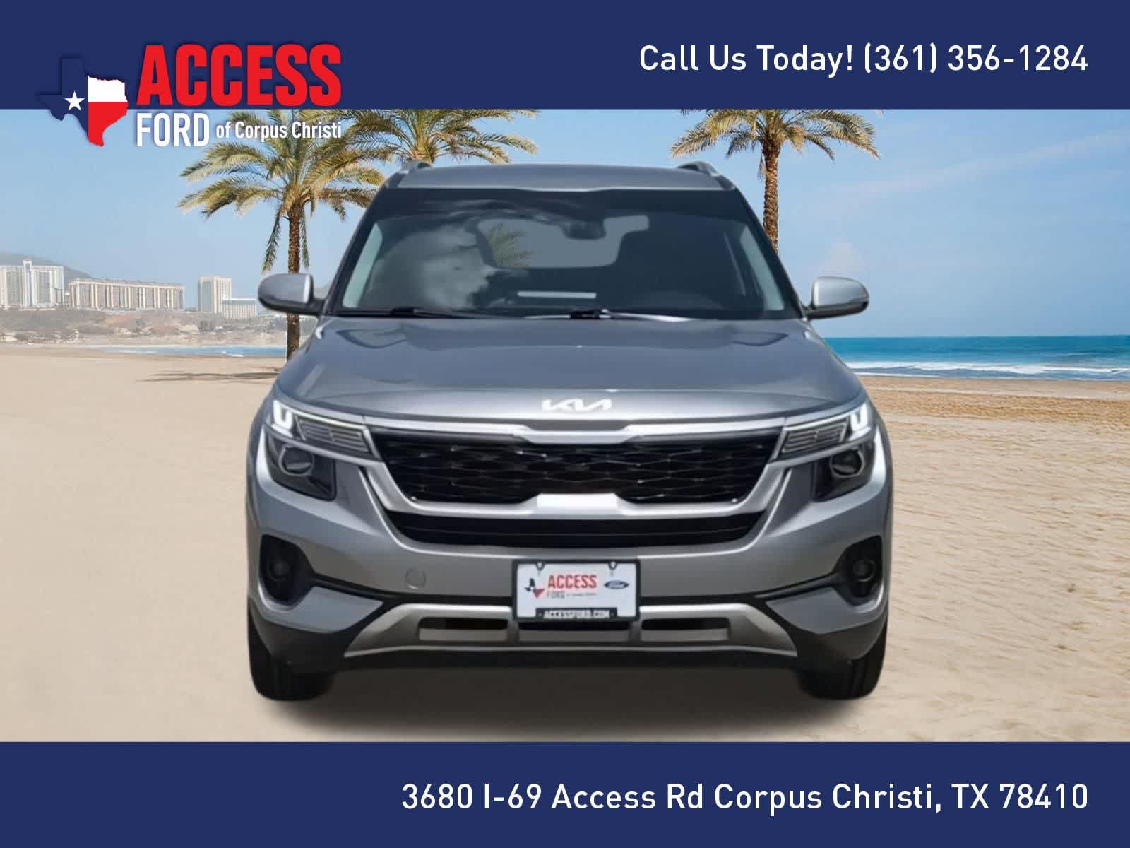 Used 2023 Kia Seltos S w/ Navigation Package FWD image 3