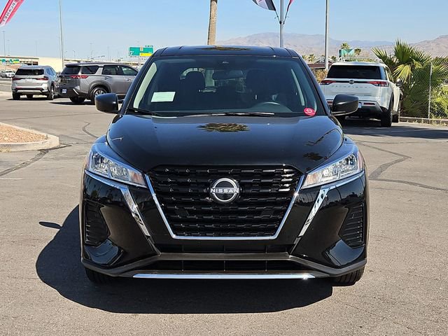 Certified 2025 Nissan Kicks Play S FWD image 7