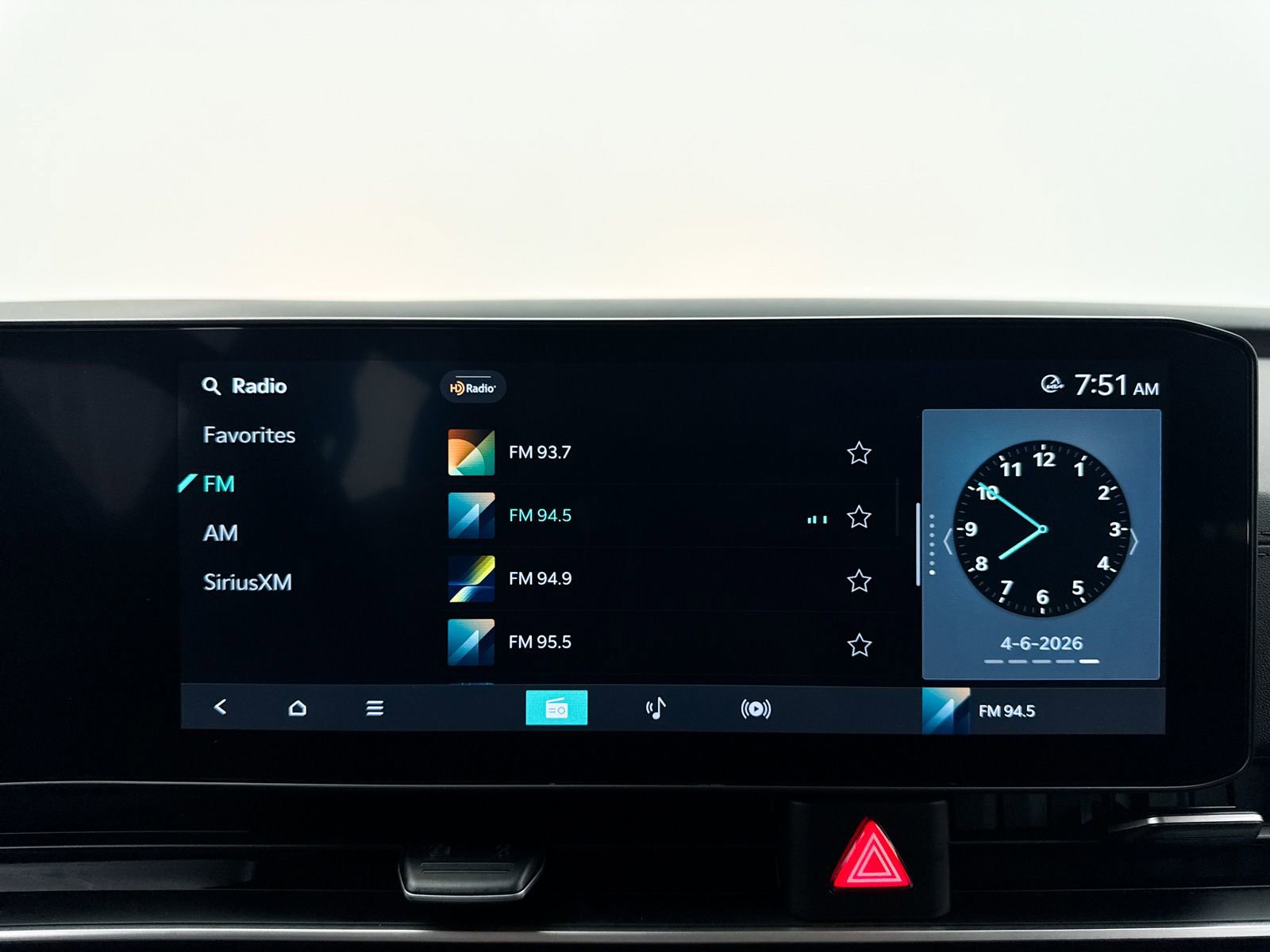 Certified 2025 Kia Carnival EX image 5