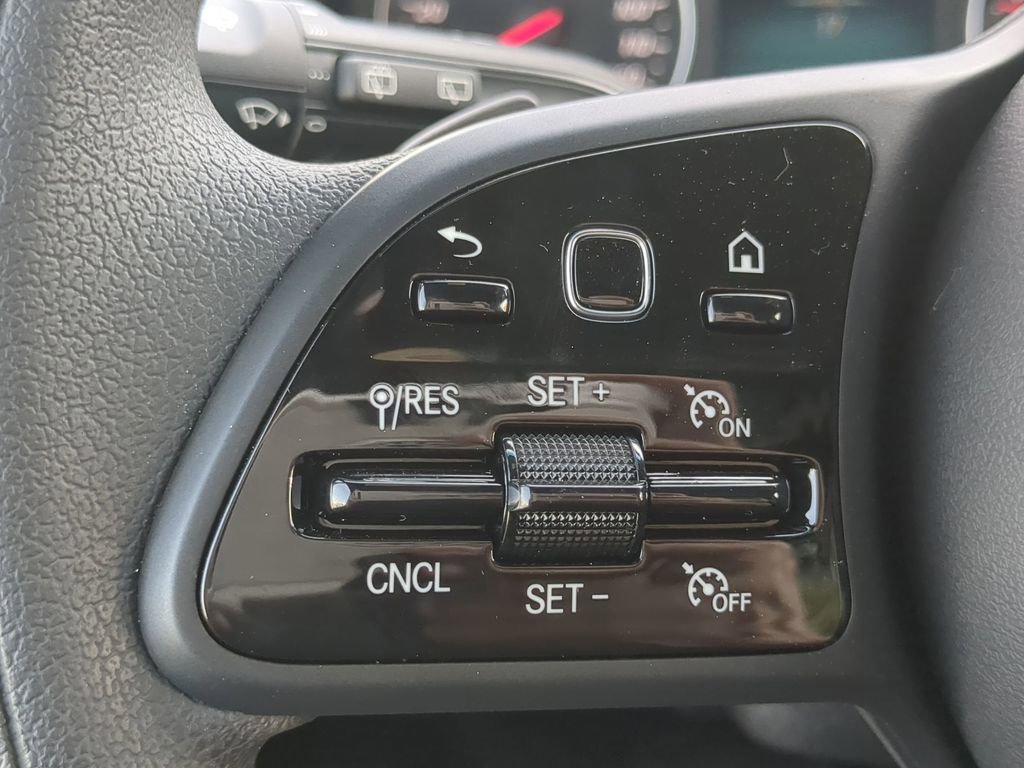 Used 2024 Mercedes-Benz Sprinter 2500 image 12