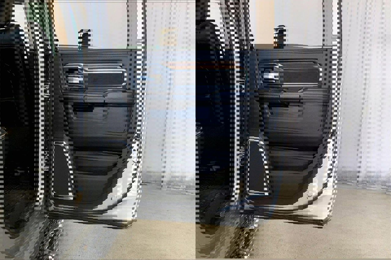 Used 2022 RAM 3500 Laramie image 23