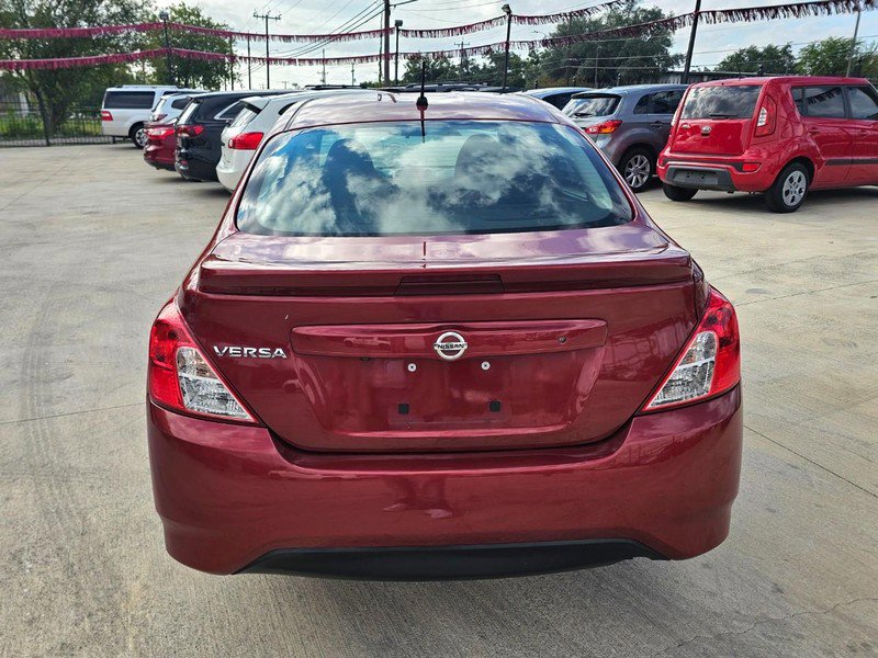 Used 2019 Nissan Versa S Plus image 4