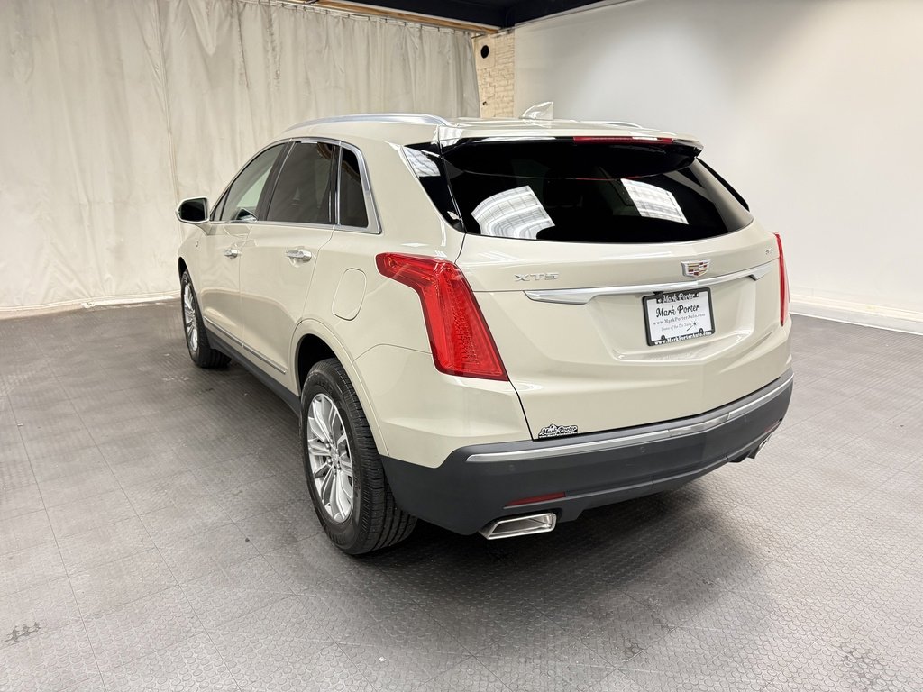 Used 2017 Cadillac XT5 Luxury image 3
