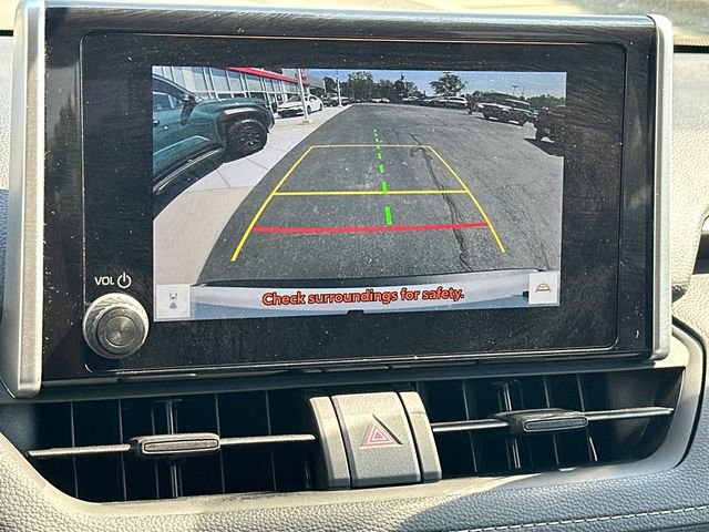 Used 2025 Toyota RAV4 XLE image 21