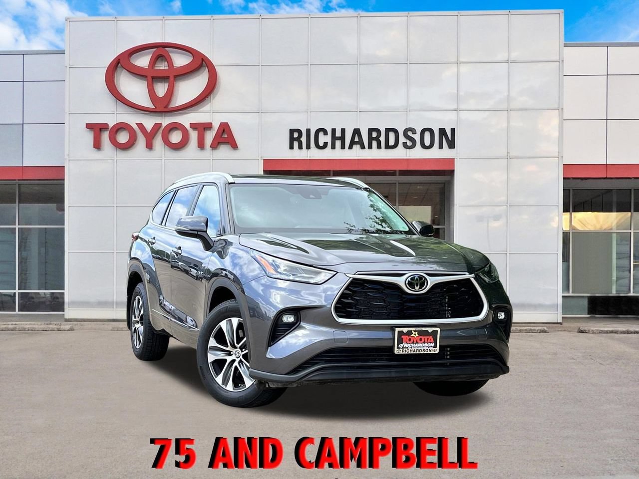 Used 2023 Toyota Highlander XLE