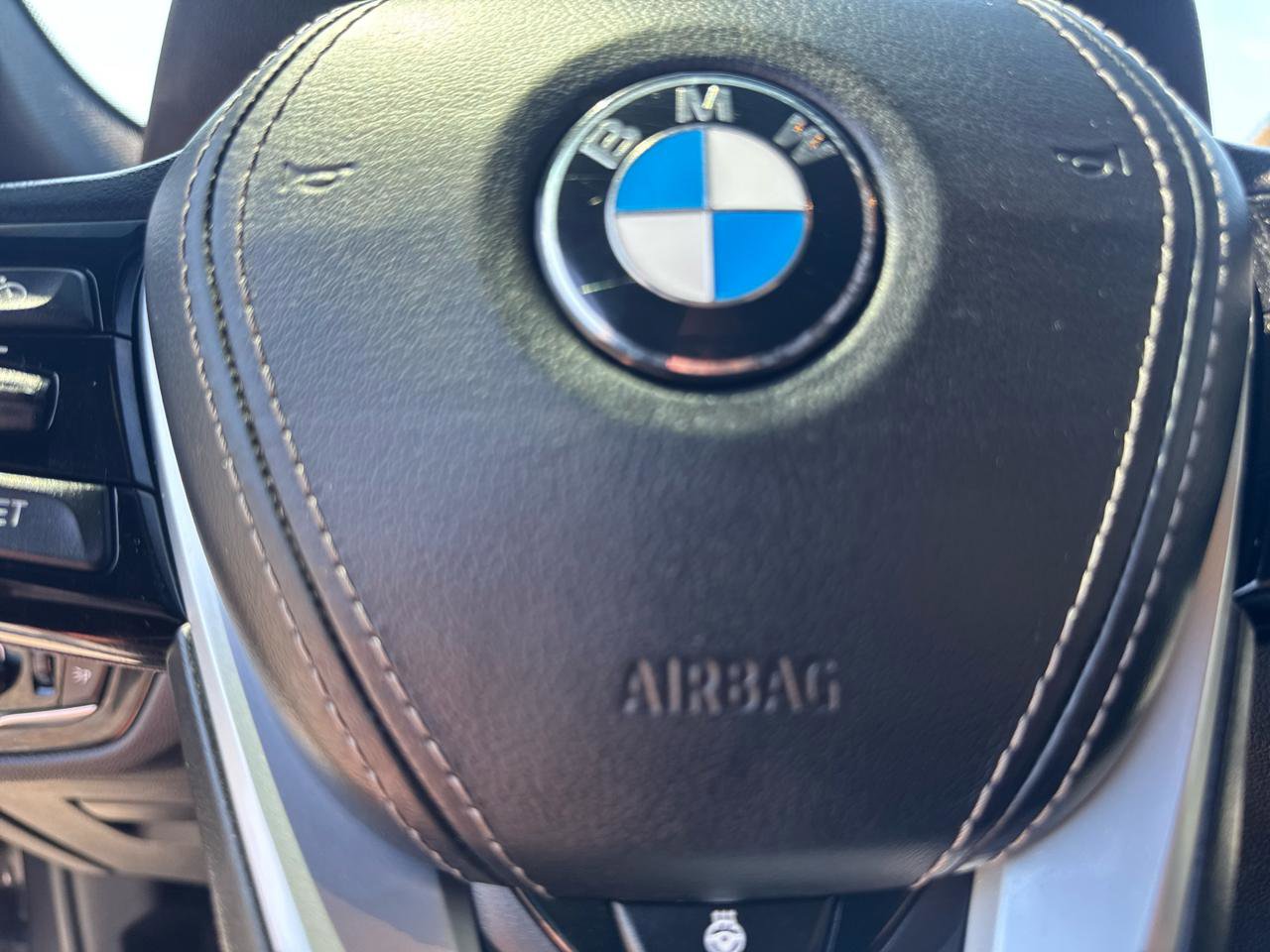 Used 2019 BMW 530i xDrive w/ Convenience Package AWD/4WD image 26