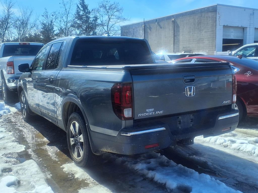Used 2017 Honda Ridgeline RTL-T image 4