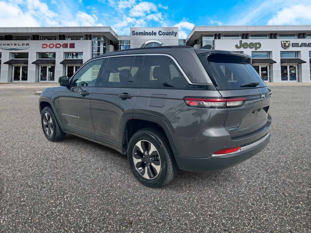 Certified 2024 Jeep Grand Cherokee Limited 4xe AWD/4WD image 6
