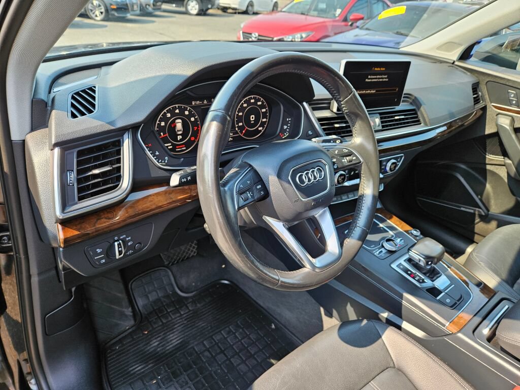 Used 2018 Audi Q5 2.0T Premium Plus w/ Premium Plus Package AWD/4WD image 18