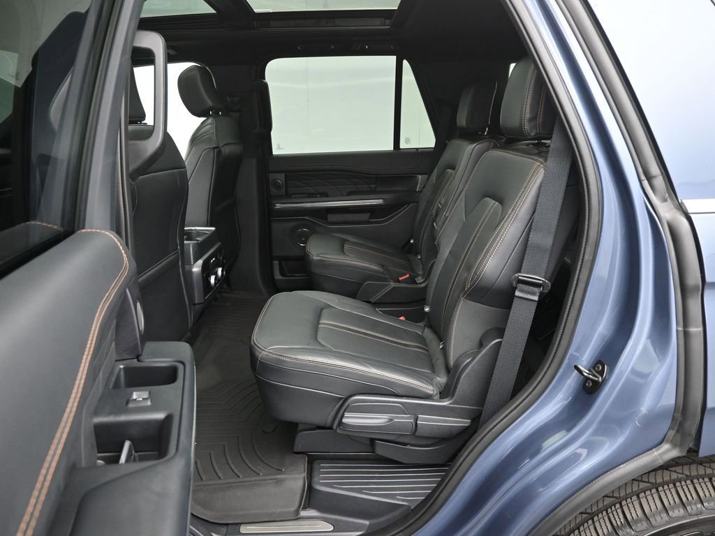 Certified 2023 Ford Expedition Platinum image 13