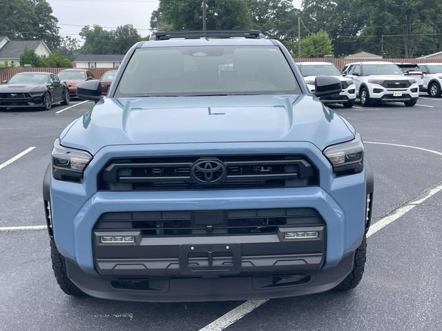 Used 2025 Toyota 4Runner SR5 AWD/4WD image 4