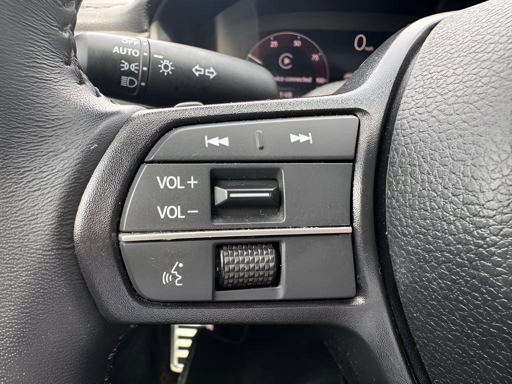 Used 2025 Honda Accord Sport image 19